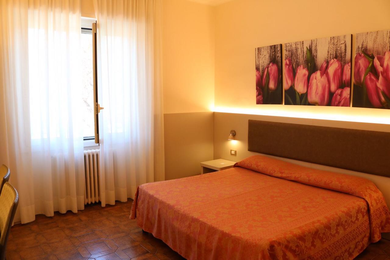 Apartamento Dipendenza Aurora Pavía Exterior foto